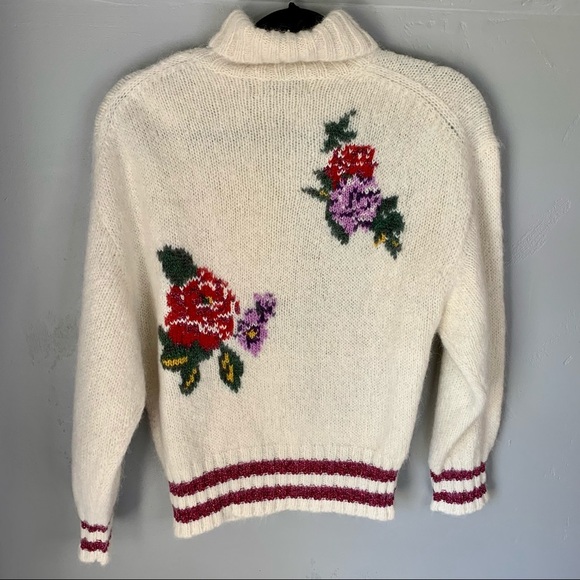 Leur Logette Floral Turtleneck Alpaca Sweater - Picture 5 of 8